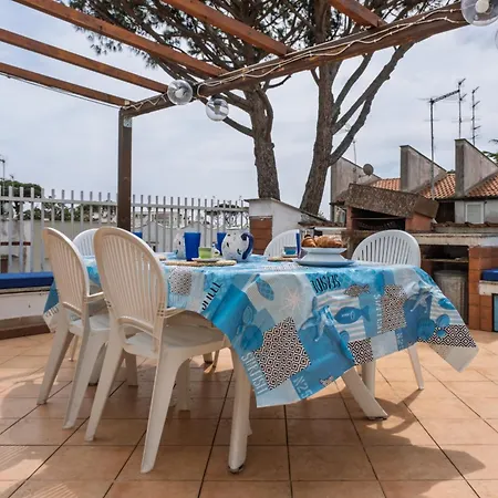 A Pochi Passi Dal Mare Con Servizio Incluso * Terracina